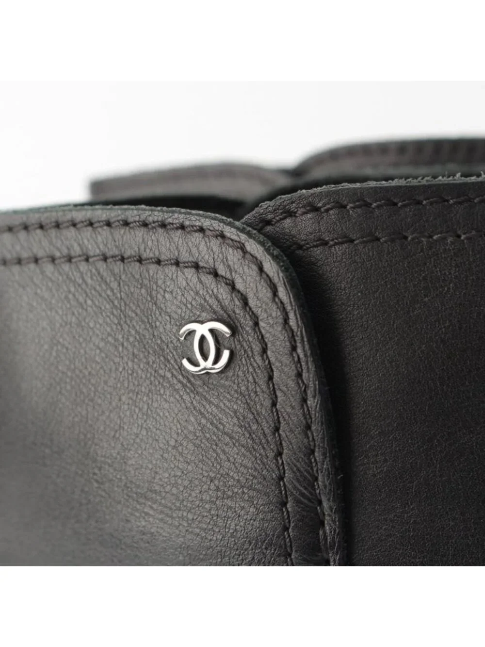 Chanel Pearl Chain Long Boots Black 38c - Picture 8 of 10